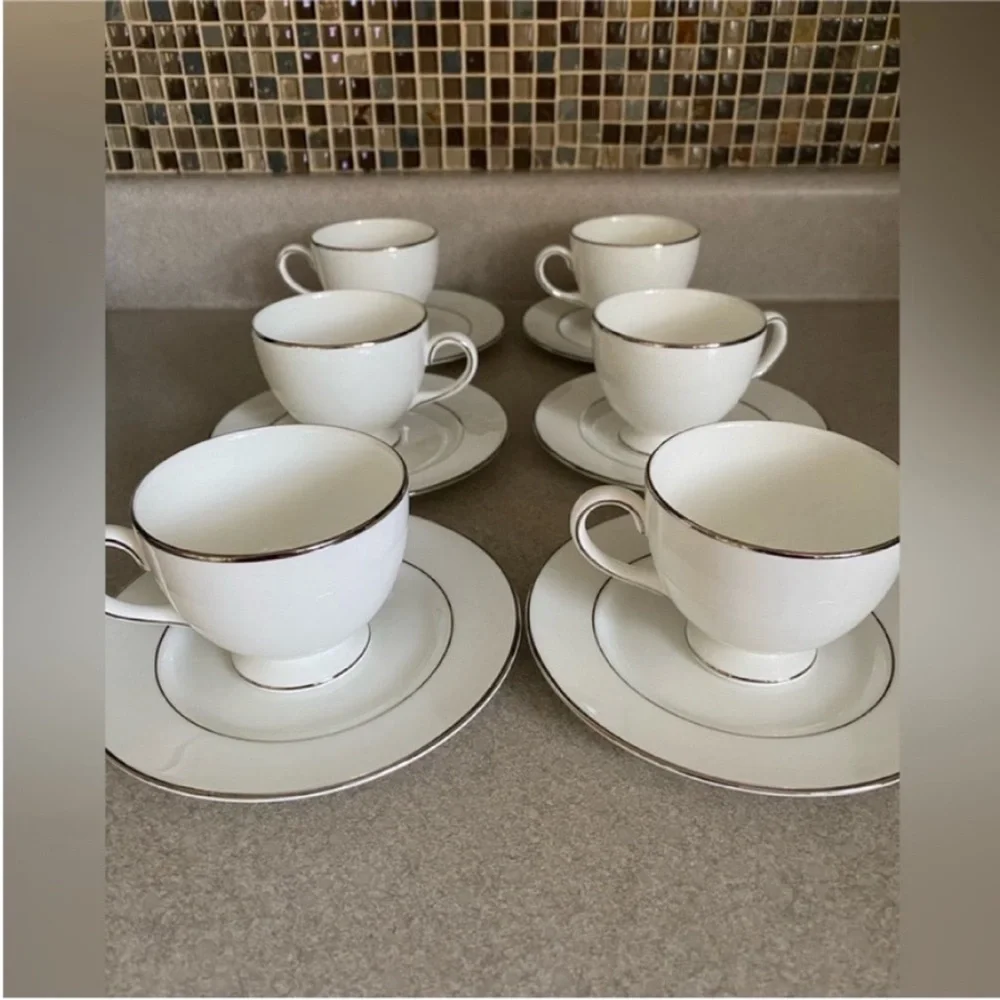 Wedgwood Regal Platinum Bread & Butter Plate and Footed Teacups Cups Set of 6